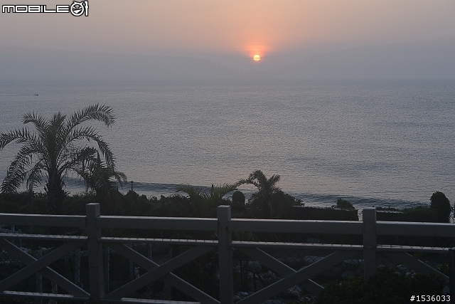 【適合看海】景觀民宿:海中天