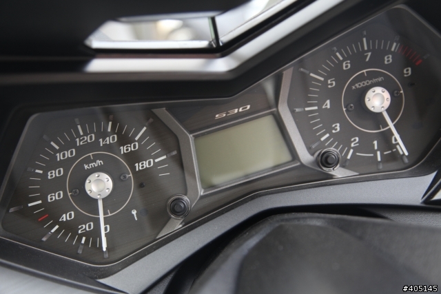 YAMAHA T-MAX VS T-MAX(特仕版)-圖多慎入