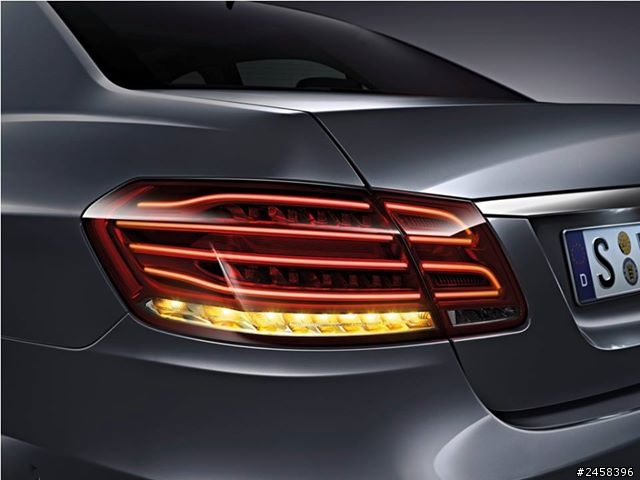 "接近完美"的 2013 Mercedes E class