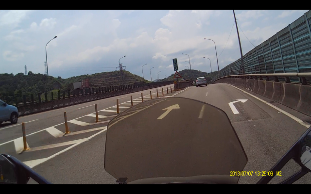 『邊騎重車邊講故事part1』這是一路上,我和幾條漢子的故事。