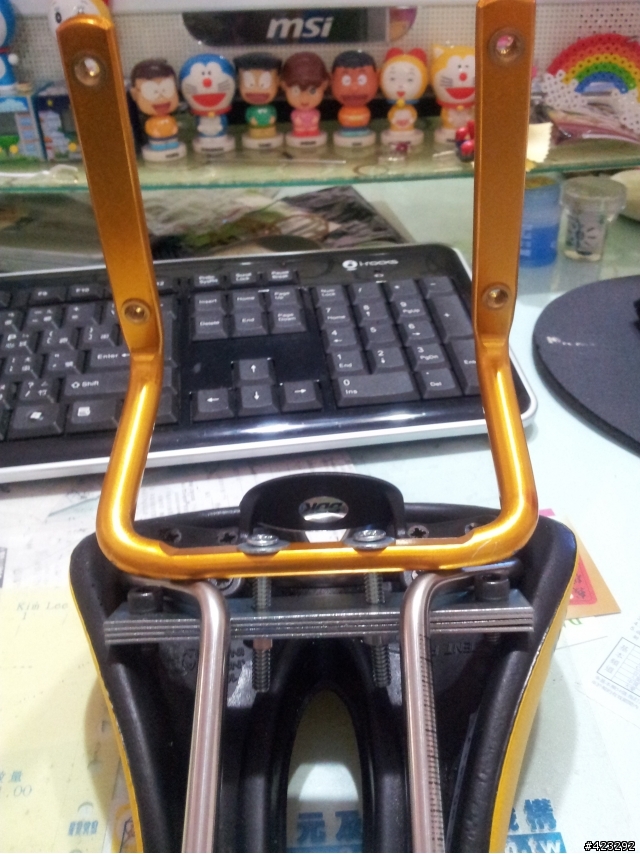 2013.07/10新增hybrid裝法 (06/26更新新裝法for selle smp TRK)\ MINOURA SBH-300 雙水壺架的安裝??