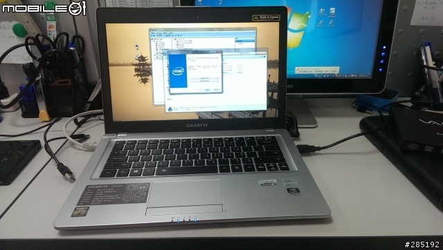 U2442F i7 U-3537U 簡易開箱