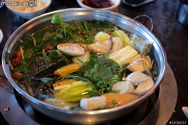 讓旅遊花蓮更幸福:櫻の田野餐廳野菜火鍋