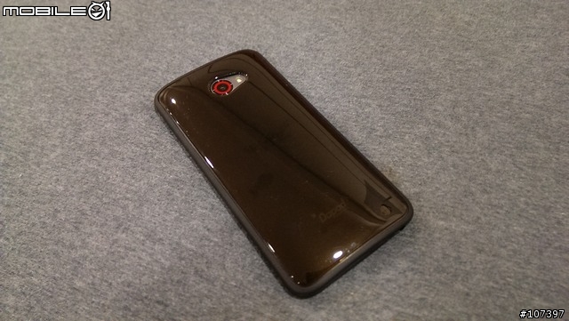 【0708開箱】HTC Butterfly S 蝴蝶S + Dapad保護殼 開箱