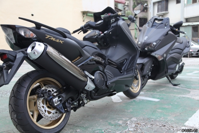 YAMAHA T-MAX VS T-MAX(特仕版)-圖多慎入