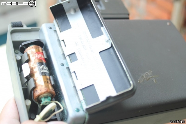 POLAROID AUTOMATIC LAND CAMERA