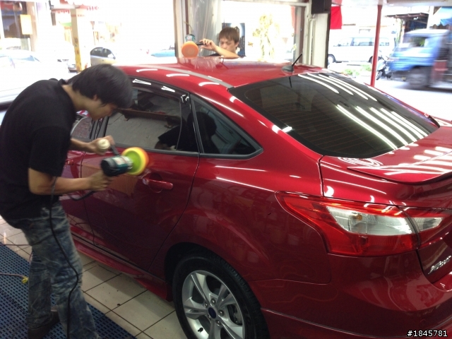 New Focus 1.6 4D 3W炫目紅 不專業遲來開箱文XD