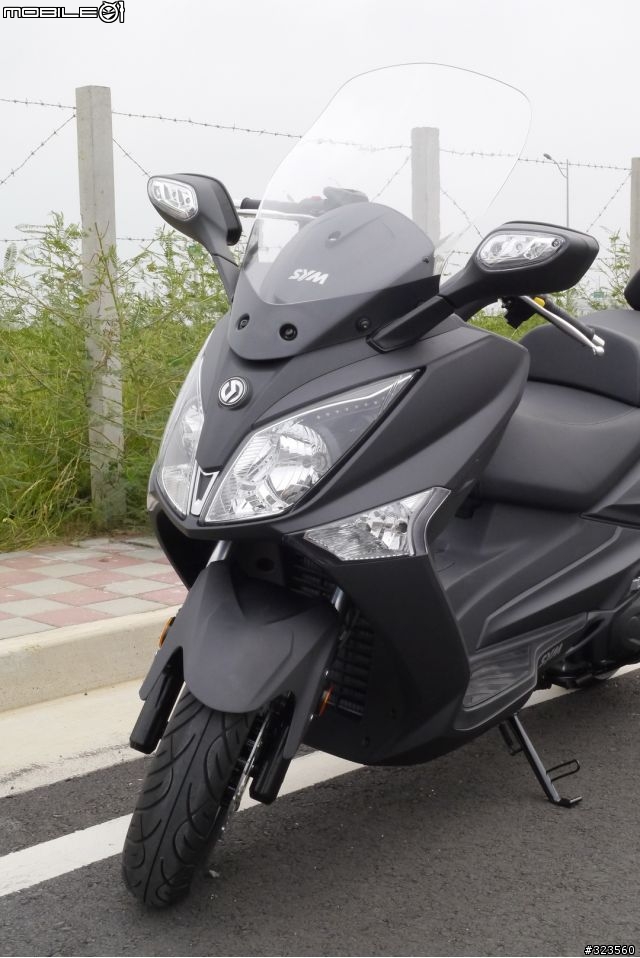 白牌進階黃牌GTS 300i
