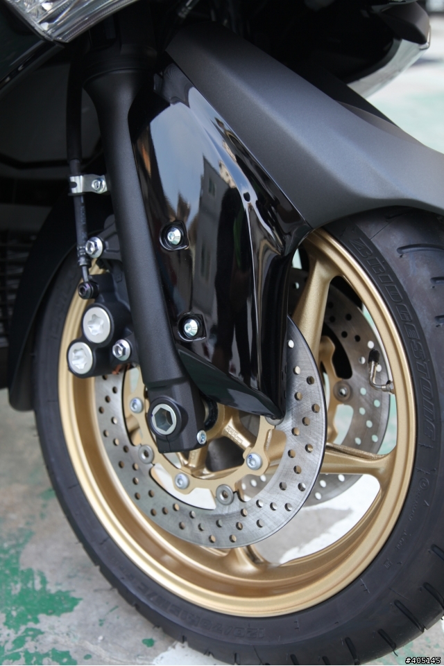 YAMAHA T-MAX VS T-MAX(特仕版)-圖多慎入