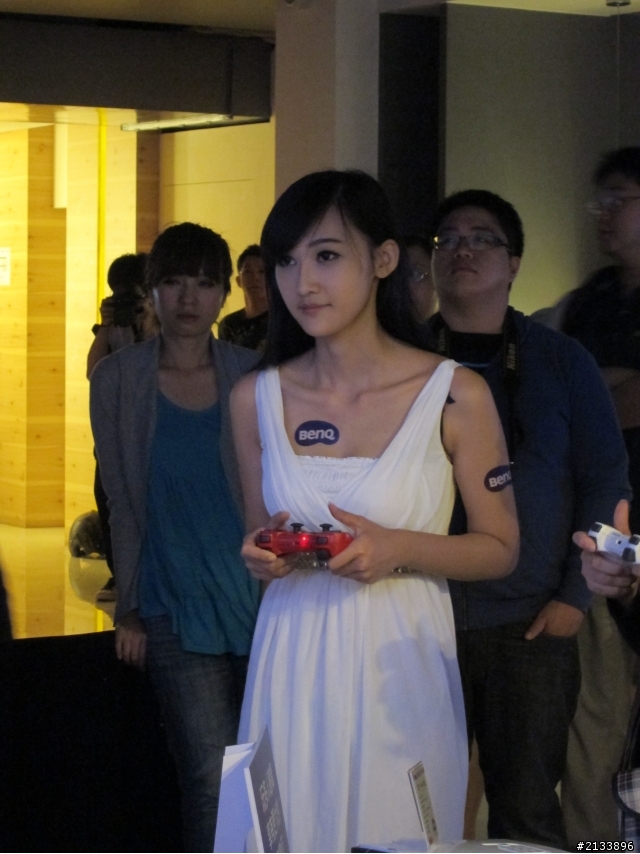 三坪劇院大視界 五星級生活新享受!BenQ投影機-精彩報導 【體驗文】