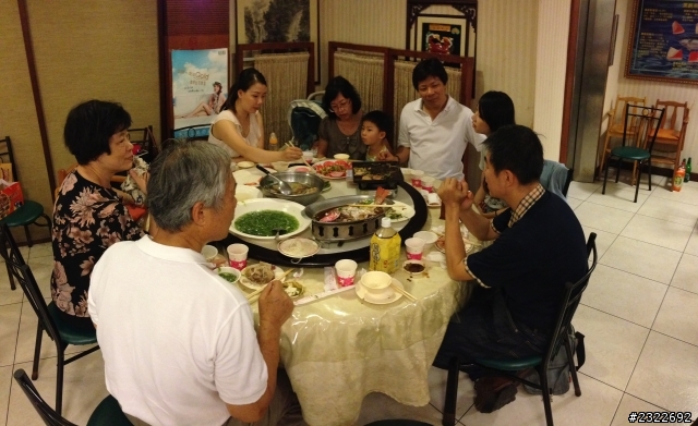 與hcpine76大大在東港小車聚相見歡 並分享MPV改款差異與第三排改裝資訊part1