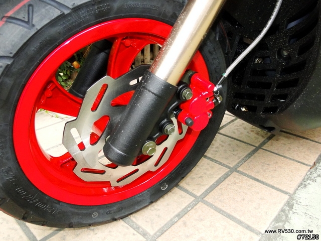 X-HOT150 星鑽灰交車...安全帽是隨便送一頂嗎?