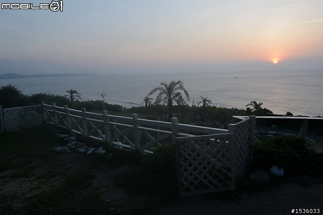 【適合看海】景觀民宿:海中天