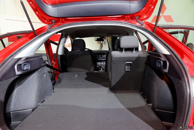 日本進口神祕新車(Mitsubishi Lancer Sportback 1.8 & Pajero 3.2)VIP上市現場直擊活動(圖多!內有福利照)