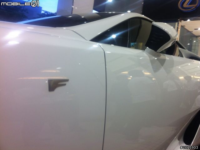 LEXUS南台中旗艦展示中心 錄到 LFA 卸車過程~! (圖+影)
