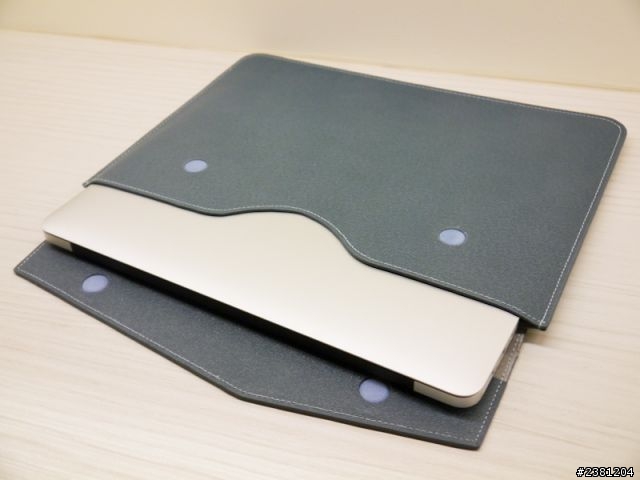 颱風天的 macbook air 2013 與好用配件開箱!!