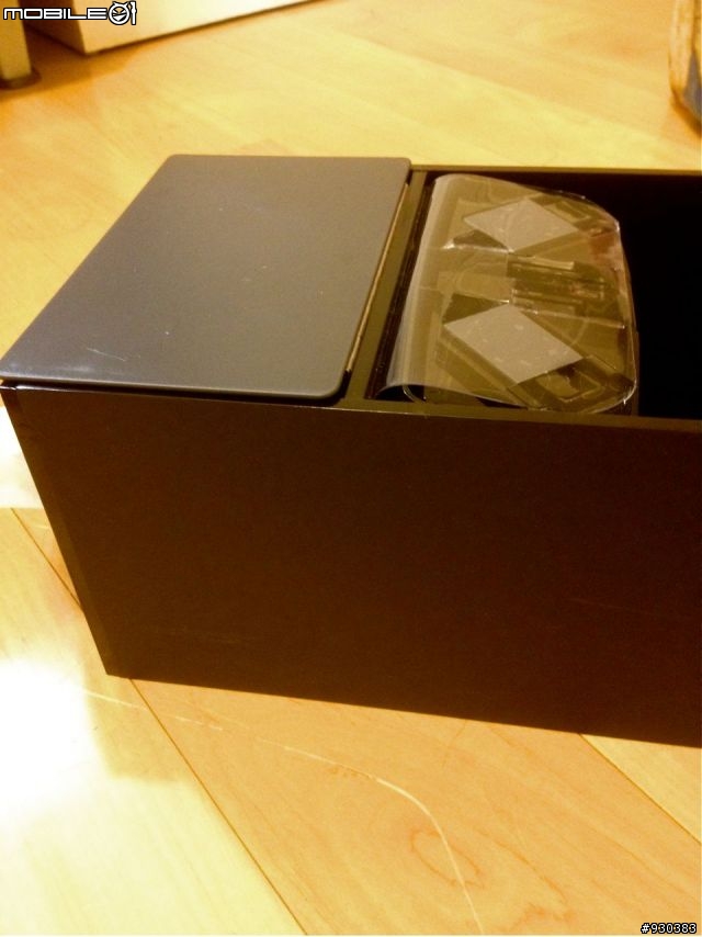 『DIY分享+開箱』LUXGEN SUV 隱藏式 置杯架+面紙盒+置物盒