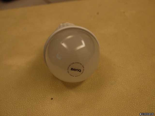 BenQ LED 燈泡開箱