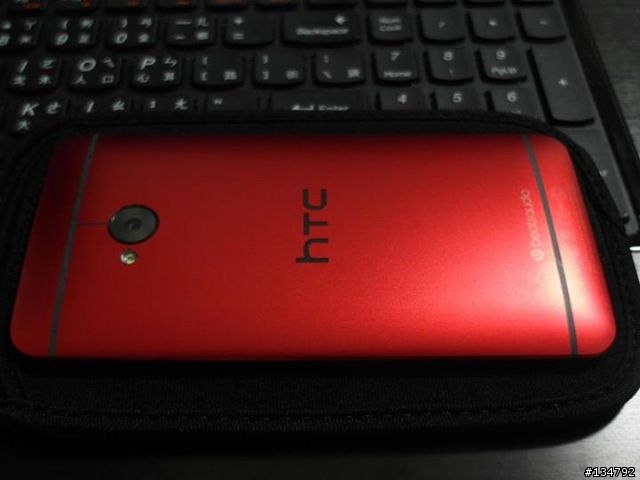 英國空運澳洲~HTC ONE魅力紅4G Lte解鎖版開箱囉!^o^(同場加映藍寶堅尼皮套+全透明水晶殼)