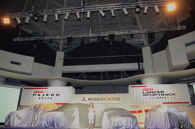 日本進口神祕新車(Mitsubishi Lancer Sportback 1.8 & Pajero 3.2)VIP上市現場直擊活動(圖多!內有福利照)