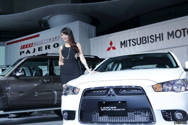 日本進口神祕新車(Mitsubishi Lancer Sportback 1.8 & Pajero 3.2)VIP上市現場直擊活動(圖多!內有福利照)