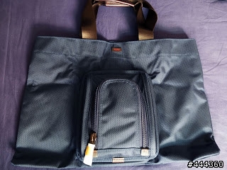 開箱-TUMI-22250NVHE 變形金剛手提行李袋。