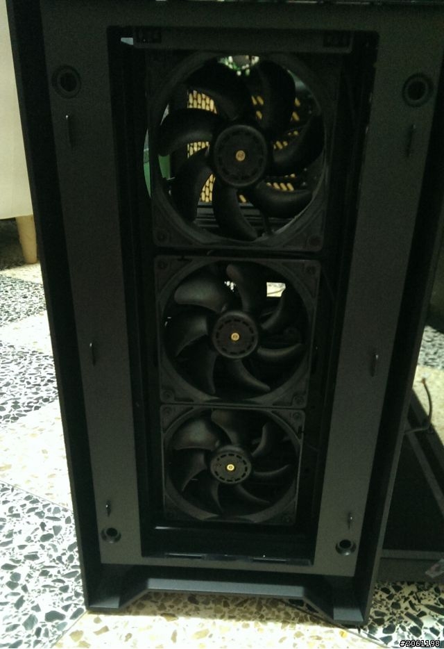 【開箱】 Corsair Obsidian 900D Super Tower 海盜船 水冷旗艦 不專業開箱