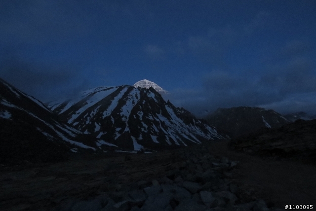 西藏轉山(岡仁波齊峰6721米)_走上海跋5600米之洗盡一生罪業(下集)