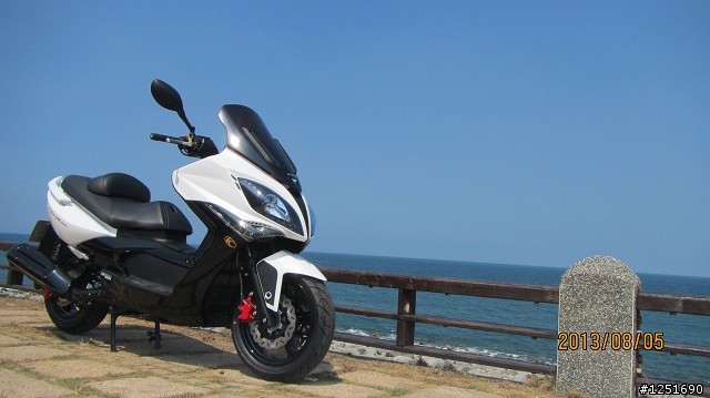 Xciting 300R 不專業開箱