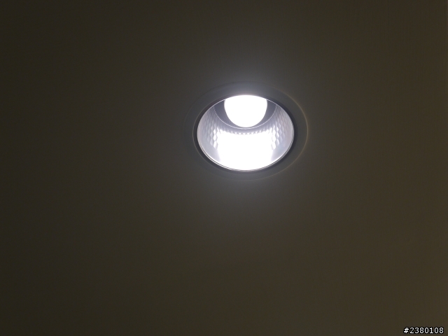 BenQ LED 燈泡開箱