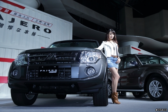 日本進口神祕新車(Mitsubishi Lancer Sportback 1.8 & Pajero 3.2)VIP上市現場直擊活動(圖多!內有福利照)