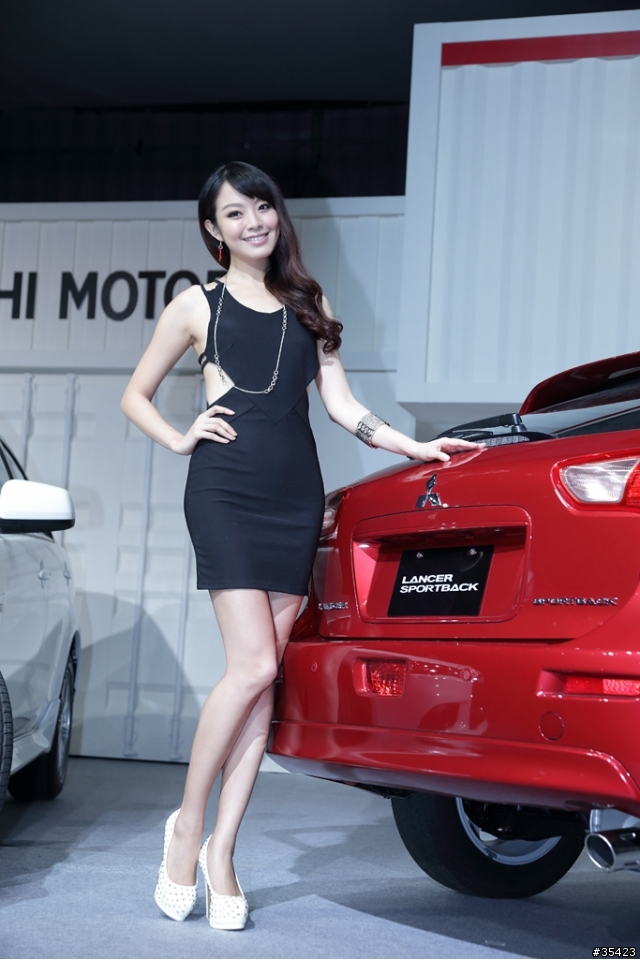 日本進口神祕新車(Mitsubishi Lancer Sportback 1.8 & Pajero 3.2)VIP上市現場直擊活動(圖多!內有福利照)