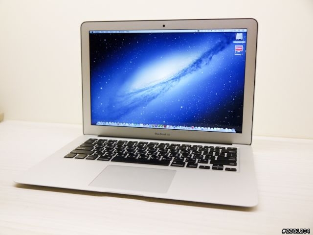 颱風天的 macbook air 2013 與好用配件開箱!!