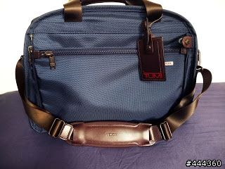 開箱-TUMI-22250NVHE 變形金剛手提行李袋。