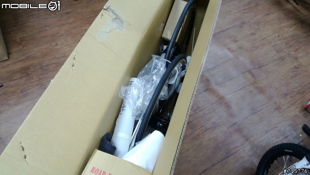 開箱!!BMC SL01 2012 終於終於輪到我開箱!!!((圖多
