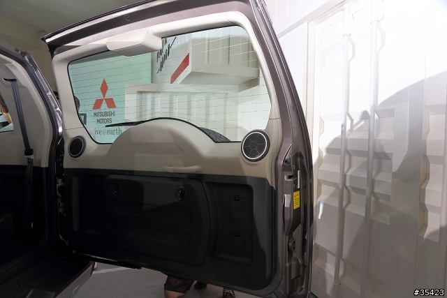 日本進口神祕新車(Mitsubishi Lancer Sportback 1.8 & Pajero 3.2)VIP上市現場直擊活動(圖多!內有福利照)