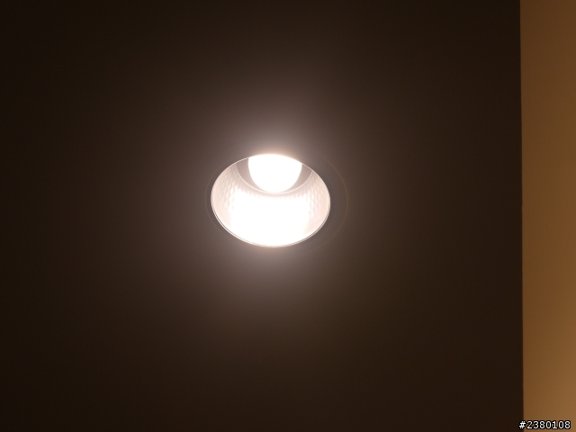 BenQ LED 燈泡開箱