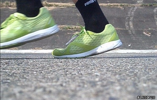 PUMA Faas 300 v2 GLOW 跑鞋測試