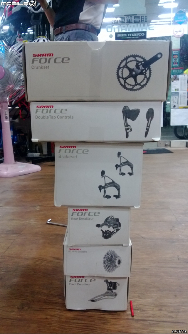 開箱!!BMC SL01 2012 終於終於輪到我開箱!!!((圖多