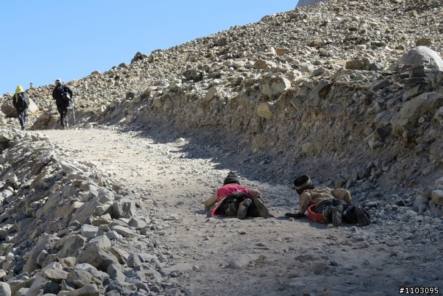西藏轉山(岡仁波齊峰6721米)_走上海跋5600米之洗盡一生罪業(上集)