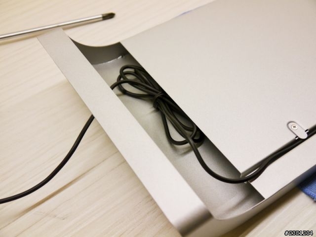 颱風天的 macbook air 2013 與好用配件開箱!!