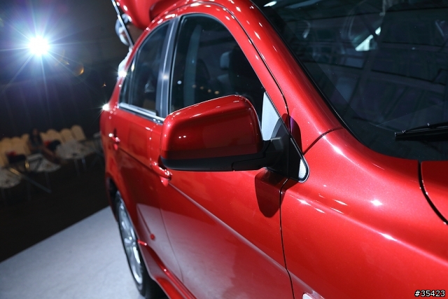 日本進口神祕新車(Mitsubishi Lancer Sportback 1.8 & Pajero 3.2)VIP上市現場直擊活動(圖多!內有福利照)