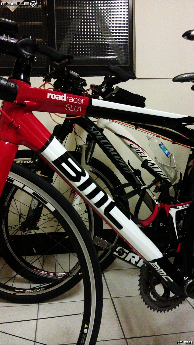 開箱!!BMC SL01 2012 終於終於輪到我開箱!!!((圖多