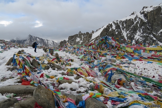 西藏轉山(岡仁波齊峰6721米)_走上海跋5600米之洗盡一生罪業(下集)