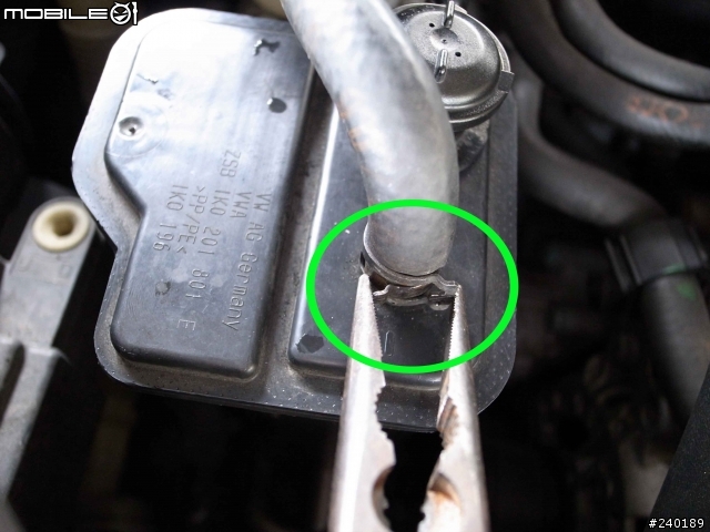 (DIY) GOLF V 更換活性碳罐N115及電磁閥N80