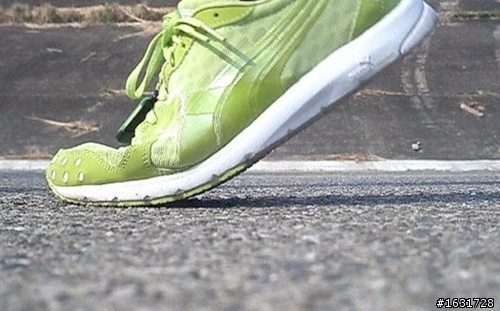 PUMA Faas 300 v2 GLOW 跑鞋測試