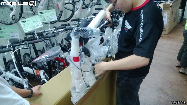 開箱!!BMC SL01 2012 終於終於輪到我開箱!!!((圖多