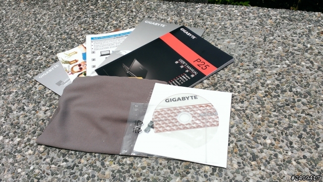 應用展入手霧黑GIGABYTE P25K電競筆電分享