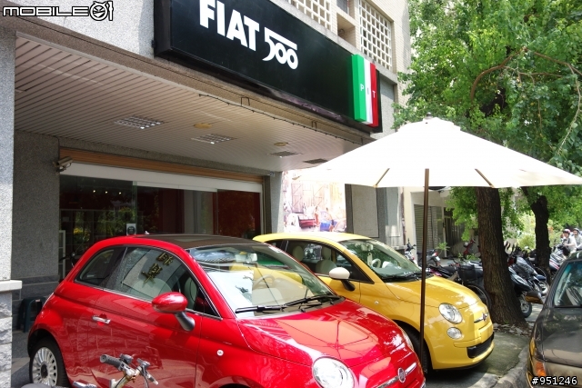 FIAT 500 也太可愛了吧(賞車分享)....