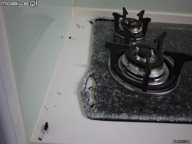 我家的櫻花瓦斯爐面板爆裂